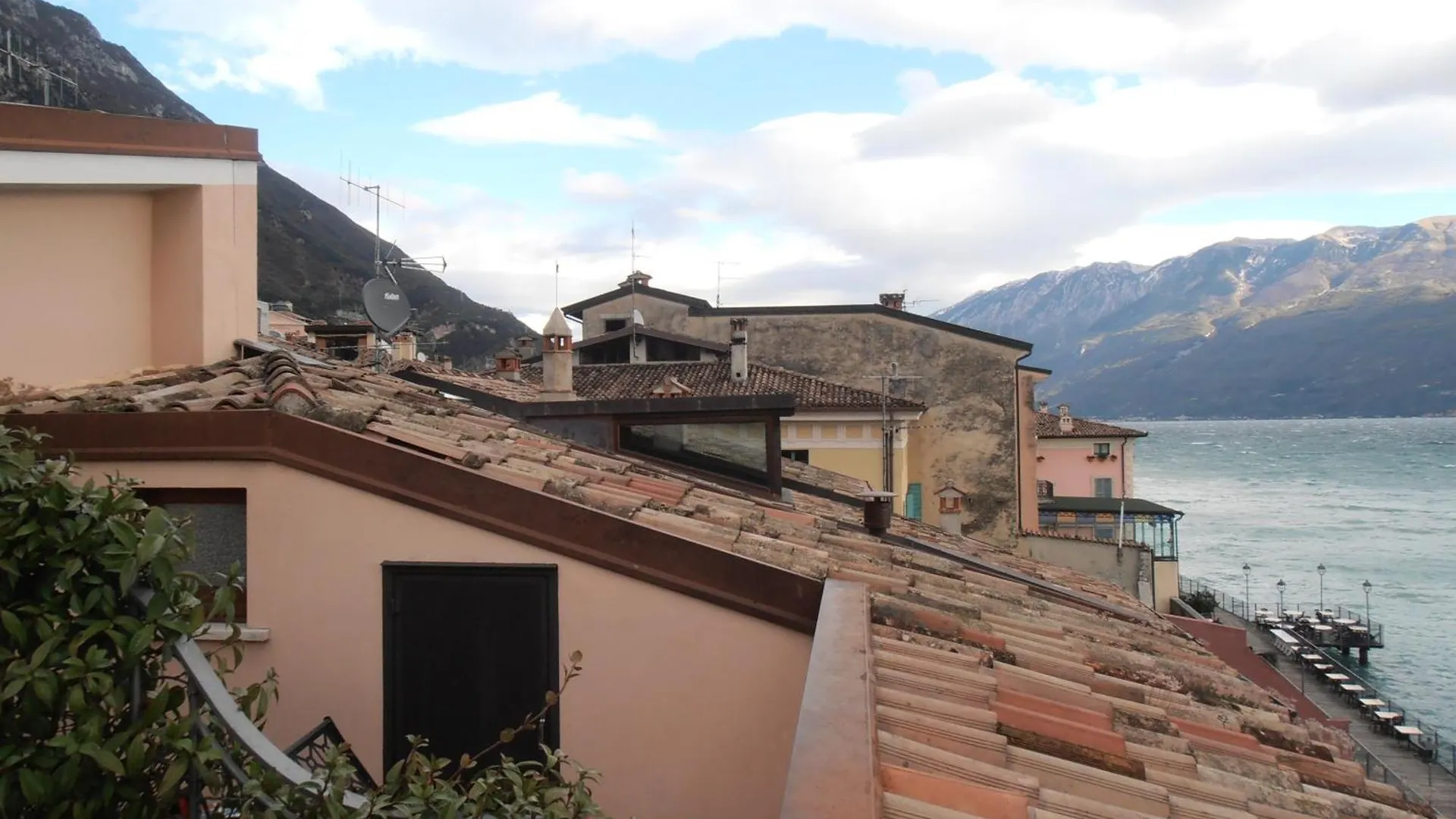 Hotel Garni Bartabel Gargnano 3*,  Italy