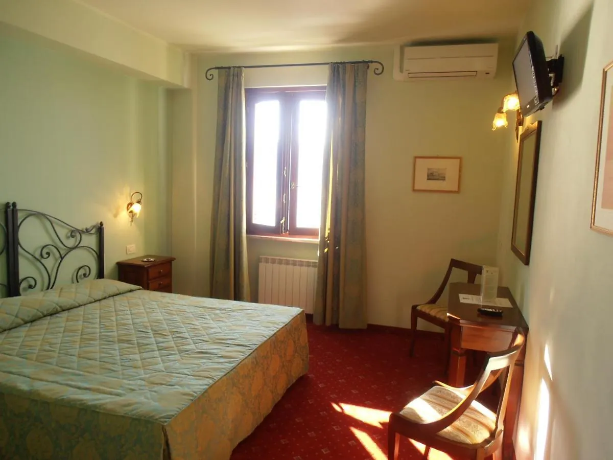 Hotel Garni Bartabel Gargnano