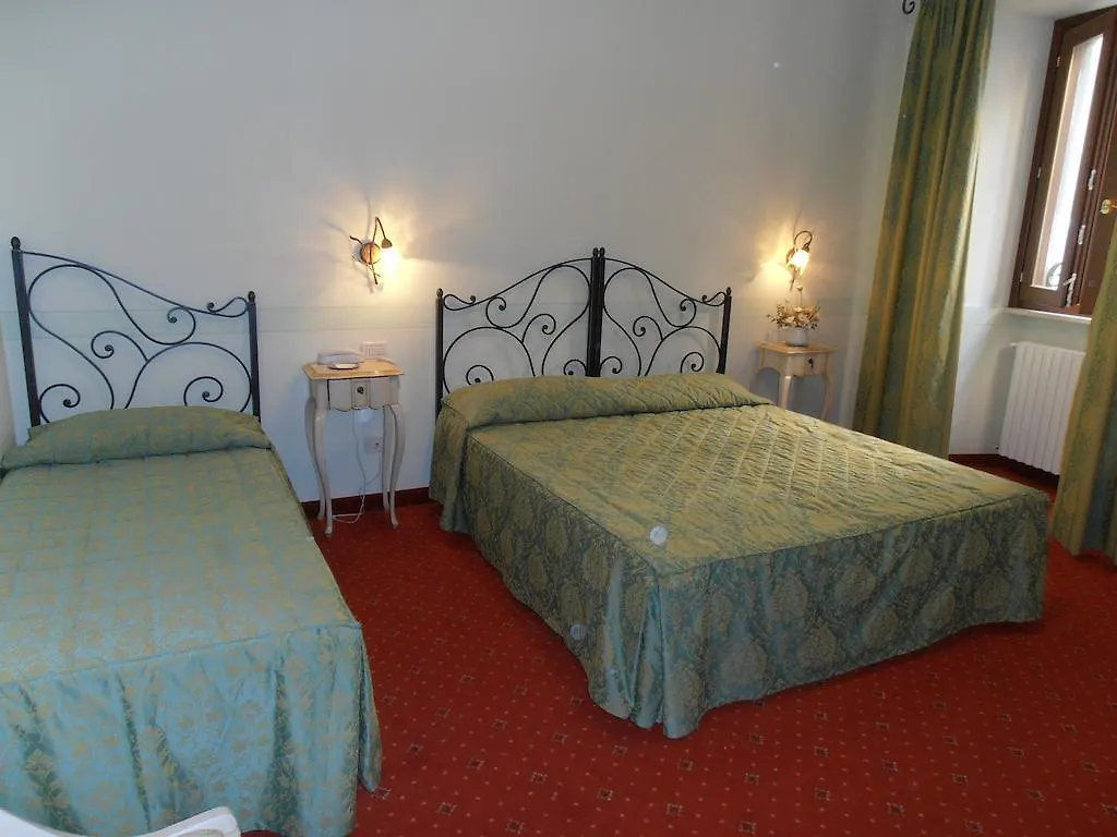 Hotel Garni Bartabel Gargnano 3*,