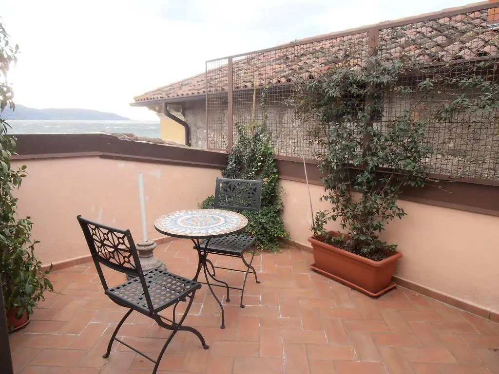 Hotel Garni Bartabel Gargnano 3*,  Italy
